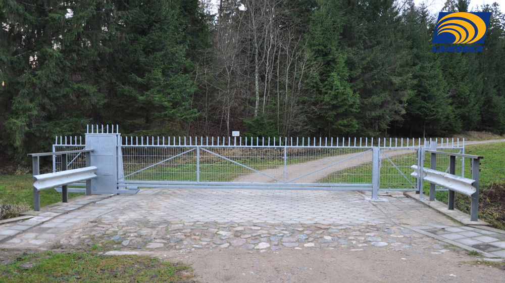 Nustumiami kiemo vartai,Cinkuoti,Pagal Individualų projektą.